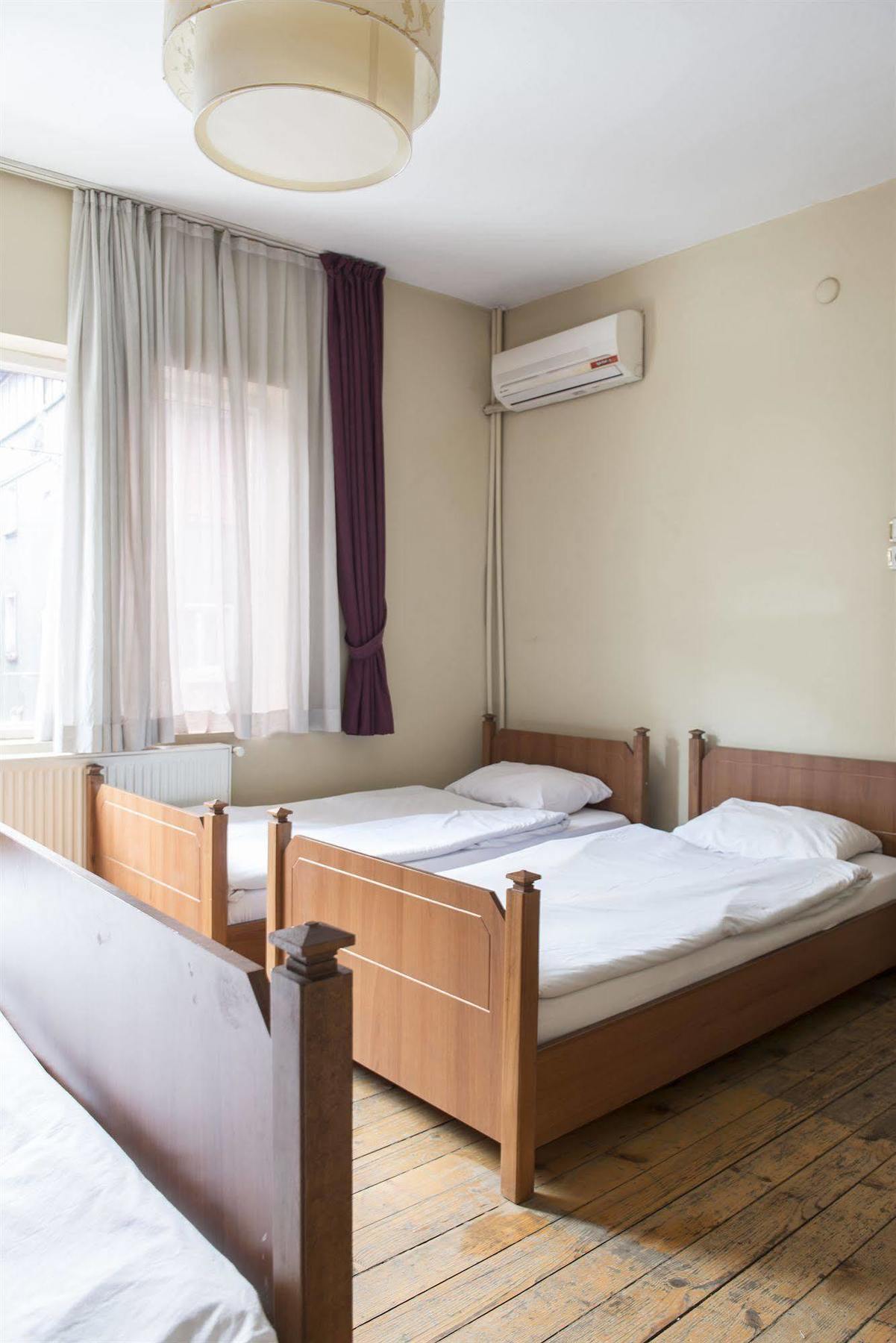 Cheers Midtown Hostel Provincia di Provincia di Istanbul Esterno foto